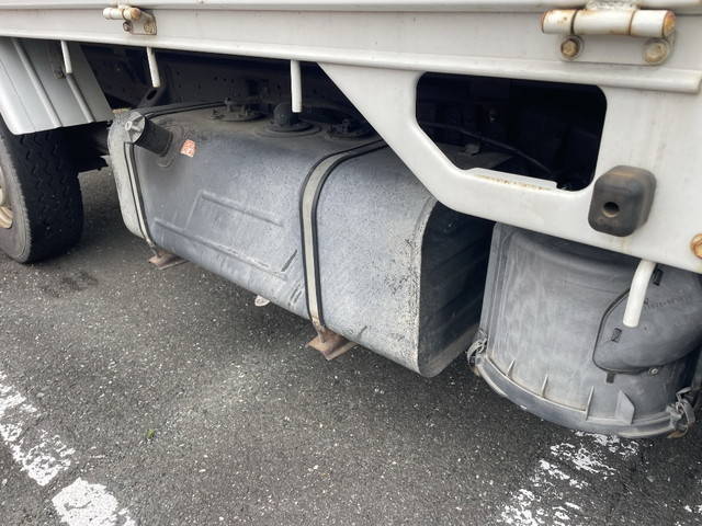 トヨタダイナ平ボディ小型（2t・3t）[写真11]