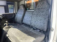 マツダタイタンダッシュ平ボディ小型（2t・3t）[写真28]