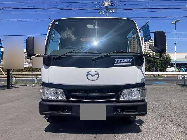 マツダタイタンダッシュ平ボディ小型（2t・3t）[写真06]