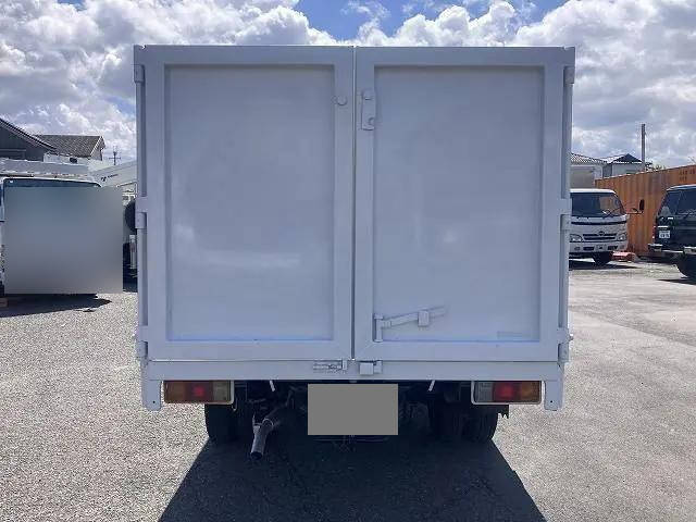 マツダタイタンダッシュ平ボディ小型（2t・3t）[写真08]