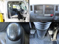 いすゞエルフ高所作業車小型（2t・3t）[写真23]