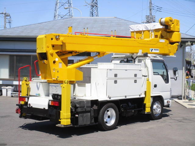 いすゞエルフ高所作業車小型（2t・3t）[写真04]