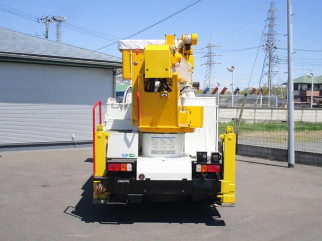 いすゞエルフ高所作業車小型（2t・3t）[写真08]