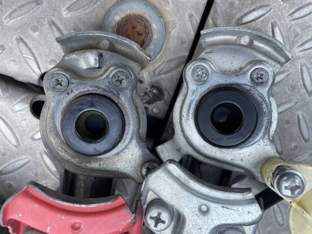 日野プロフィアトレーラーヘッド（トラクターヘッド）大型（10t）[写真13]