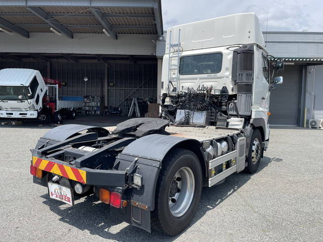 日野プロフィアトレーラーヘッド（トラクターヘッド）大型（10t）[写真02]