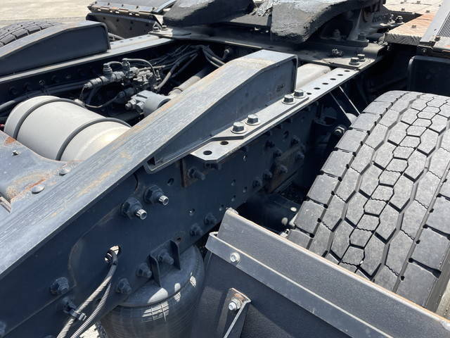 日野プロフィアトレーラーヘッド（トラクターヘッド）大型（10t）[写真20]