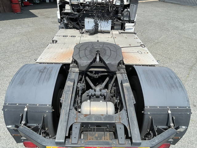 日野プロフィアトレーラーヘッド（トラクターヘッド）大型（10t）[写真09]