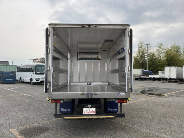三菱ふそうキャンター冷凍車（冷蔵車）小型（2t・3t）[写真11]