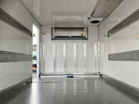 三菱ふそうキャンター冷凍車（冷蔵車）小型（2t・3t）[写真15]