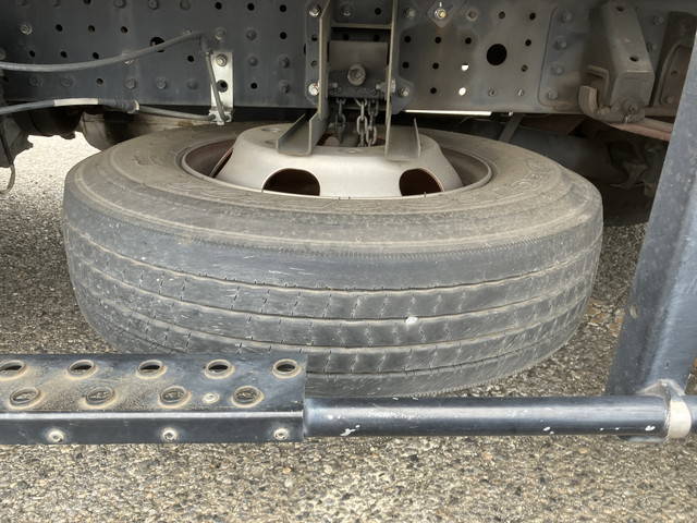 三菱ふそうキャンター冷凍車（冷蔵車）小型（2t・3t）[写真21]