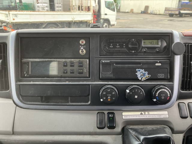 三菱ふそうキャンター冷凍車（冷蔵車）小型（2t・3t）[写真34]