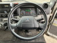 三菱ふそうキャンター冷凍車（冷蔵車）小型（2t・3t）[写真36]