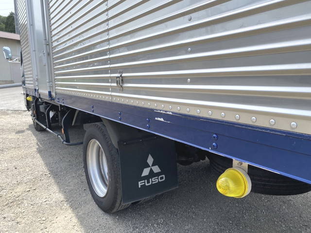 三菱ふそうキャンターアルミバン小型（2t・3t）[写真30]