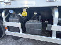 三菱ふそうスーパーグレートアルミウイング大型（10t）[写真28]