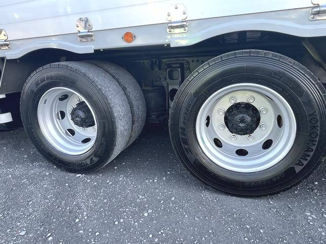 三菱ふそうスーパーグレートアルミウイング大型（10t）[写真35]