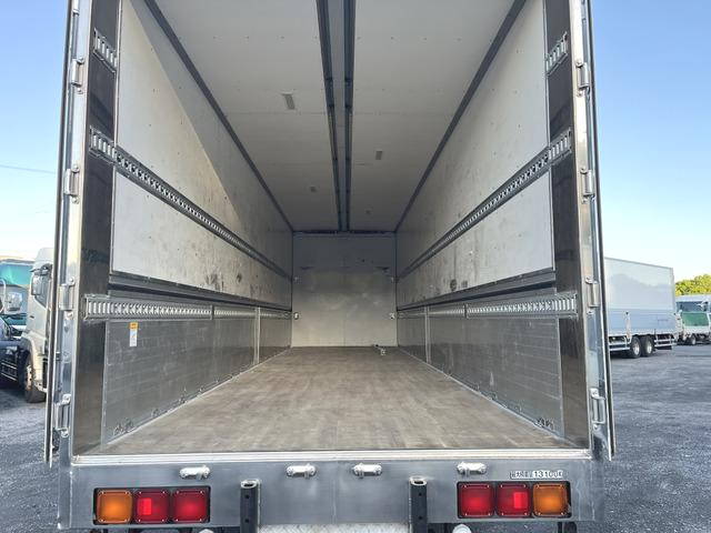 三菱ふそうスーパーグレートアルミウイング大型（10t）[写真06]