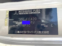 三菱ふそうキャンターダブルキャブ（Wキャブ）小型（2t・3t）[写真10]