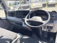 三菱ふそうキャンターダブルキャブ（Wキャブ）小型（2t・3t）[写真19]