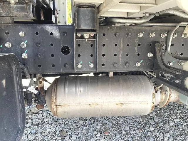 三菱ふそうキャンターダブルキャブ（Wキャブ）小型（2t・3t）[写真35]