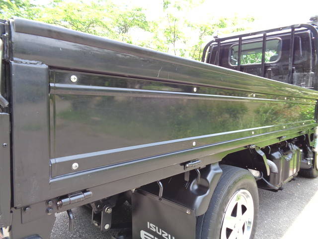 いすゞエルフ平ボディ小型（2t・3t）[写真14]