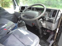 いすゞエルフ平ボディ小型（2t・3t）[写真27]