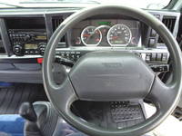 いすゞエルフ平ボディ小型（2t・3t）[写真32]