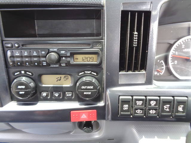 いすゞエルフ平ボディ小型（2t・3t）[写真34]