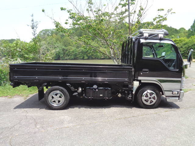いすゞエルフ平ボディ小型（2t・3t）[写真04]