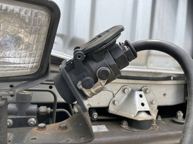 三菱ふそうスーパーグレートトレーラーヘッド（トラクターヘッド）大型（10t）[写真14]