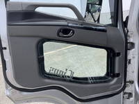 三菱ふそうスーパーグレートトレーラーヘッド（トラクターヘッド）大型（10t）[写真25]