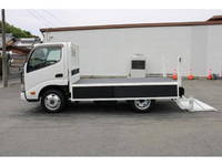 トヨタトヨエース平ボディ小型（2t・3t）[写真15]