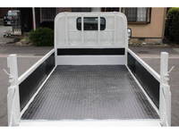 トヨタトヨエース平ボディ小型（2t・3t）[写真17]