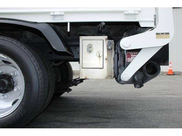 トヨタトヨエース平ボディ小型（2t・3t）[写真20]