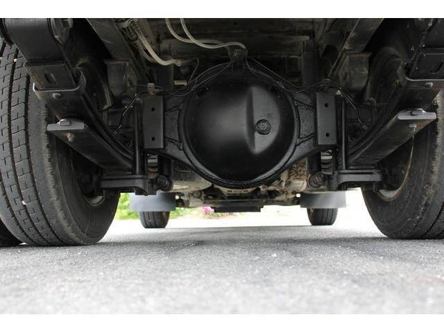 トヨタトヨエース平ボディ小型（2t・3t）[写真24]