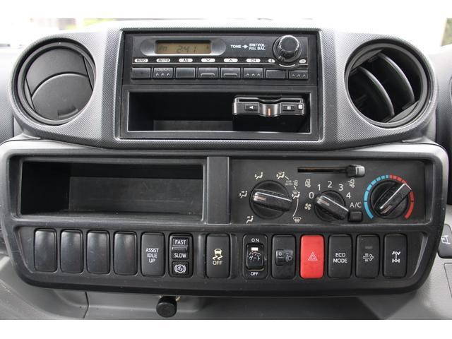 トヨタトヨエース平ボディ小型（2t・3t）[写真29]