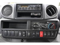 トヨタトヨエース平ボディ小型（2t・3t）[写真30]