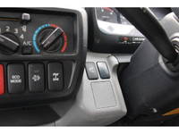 トヨタトヨエース平ボディ小型（2t・3t）[写真32]