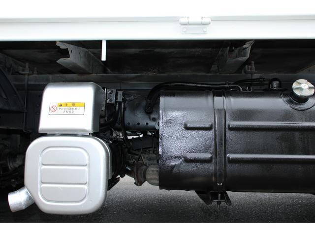 トヨタトヨエース平ボディ小型（2t・3t）[写真34]