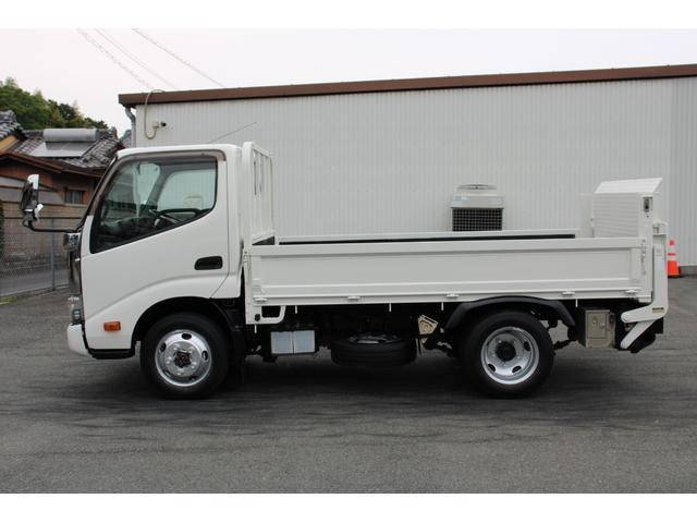 トヨタトヨエース平ボディ小型（2t・3t）[写真04]