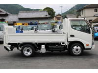 トヨタトヨエース平ボディ小型（2t・3t）[写真06]