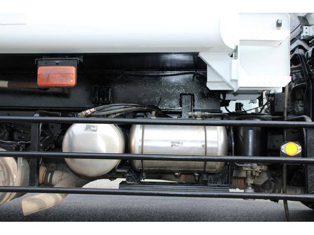 三菱ふそうファイターパッカー車（塵芥車）増トン（6t・8t）[写真24]