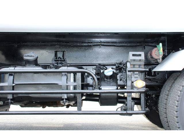 三菱ふそうファイターパッカー車（塵芥車）増トン（6t・8t）[写真25]