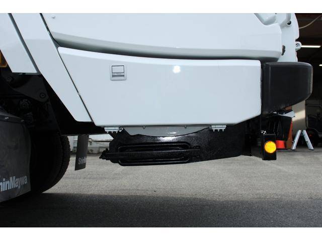 三菱ふそうファイターパッカー車（塵芥車）増トン（6t・8t）[写真26]