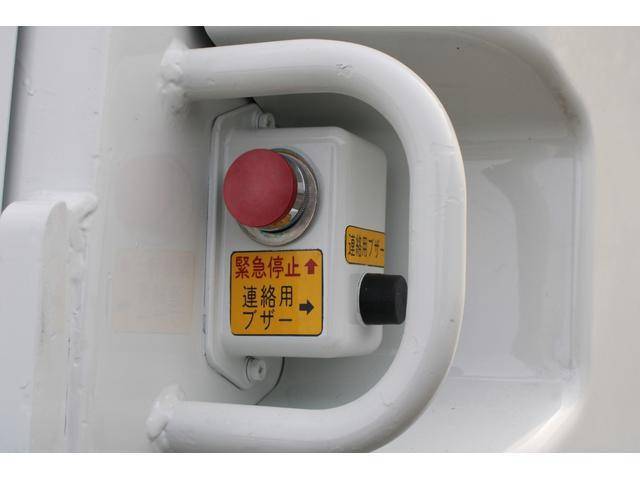 三菱ふそうファイターパッカー車（塵芥車）増トン（6t・8t）[写真29]