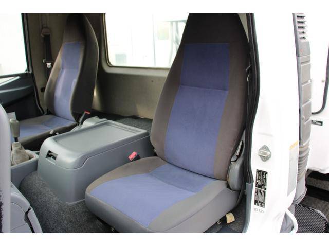 三菱ふそうファイターパッカー車（塵芥車）増トン（6t・8t）[写真36]