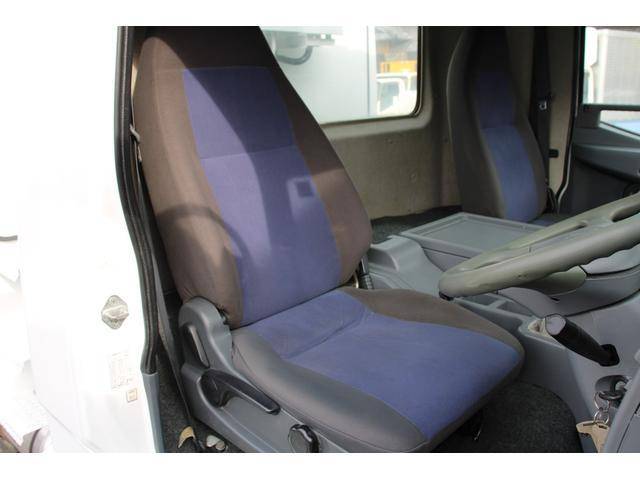 三菱ふそうファイターパッカー車（塵芥車）増トン（6t・8t）[写真37]