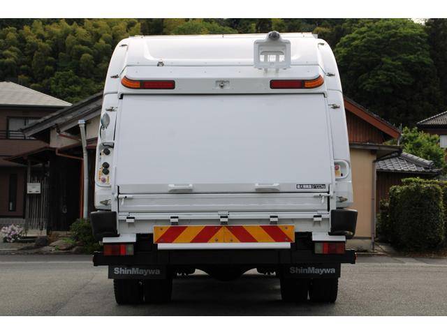 三菱ふそうファイターパッカー車（塵芥車）増トン（6t・8t）[写真06]