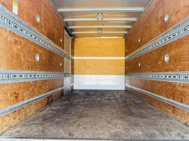 三菱ふそうキャンターアルミバン小型（2t・3t）[写真20]