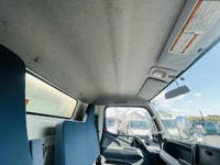 三菱ふそうキャンターアルミバン小型（2t・3t）[写真26]