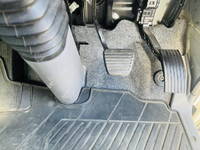 三菱ふそうキャンターアルミバン小型（2t・3t）[写真30]